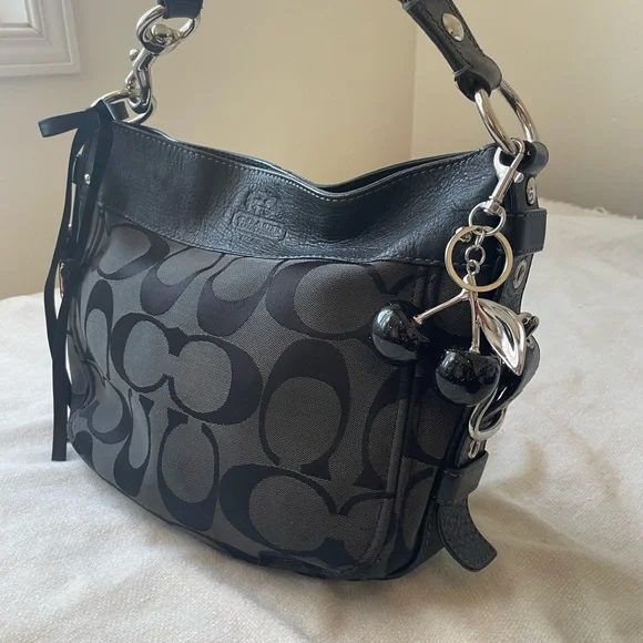 𝘊𝘰𝘢𝘤𝘩 𝘡𝘰𝘦 𝘏𝘰𝘣𝘰⛓️🖤 - Picture 4 of 6